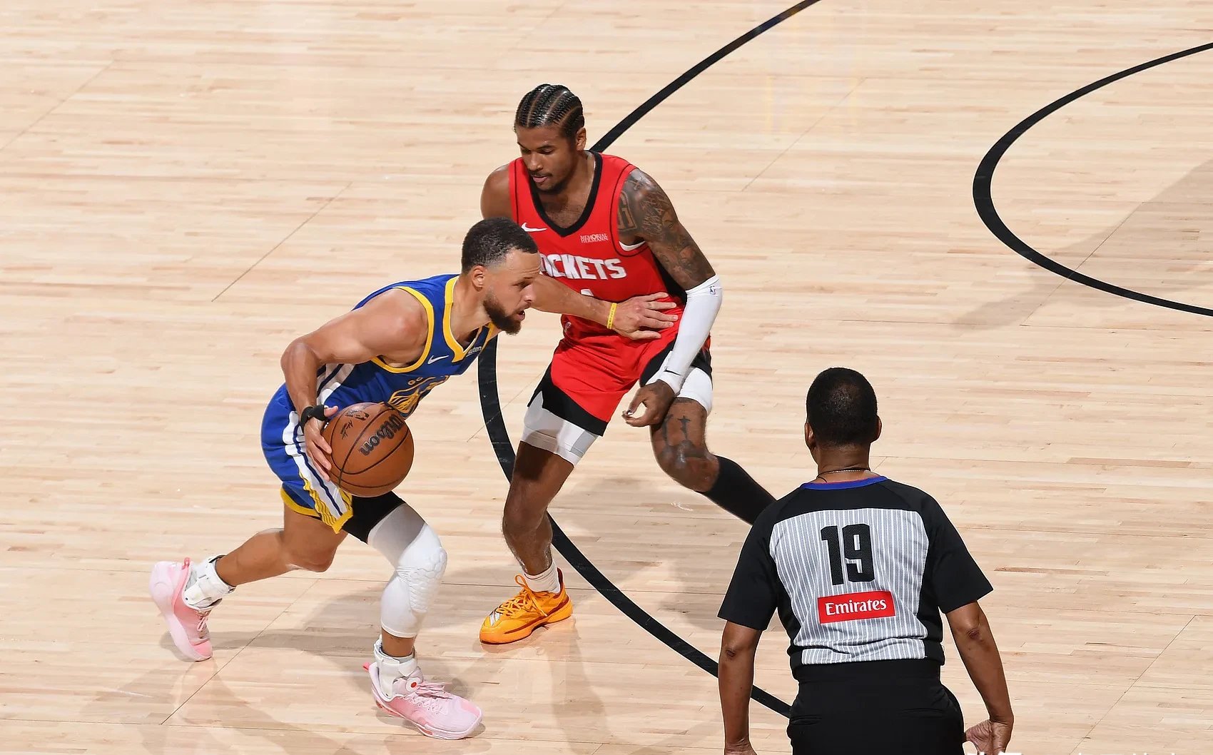 星空体育官网赛地聚焦:NBA常规赛加时末段热度飙升,洛杉矶湖人扳平良机,压力陡增,训练强度明显提升的简单介绍